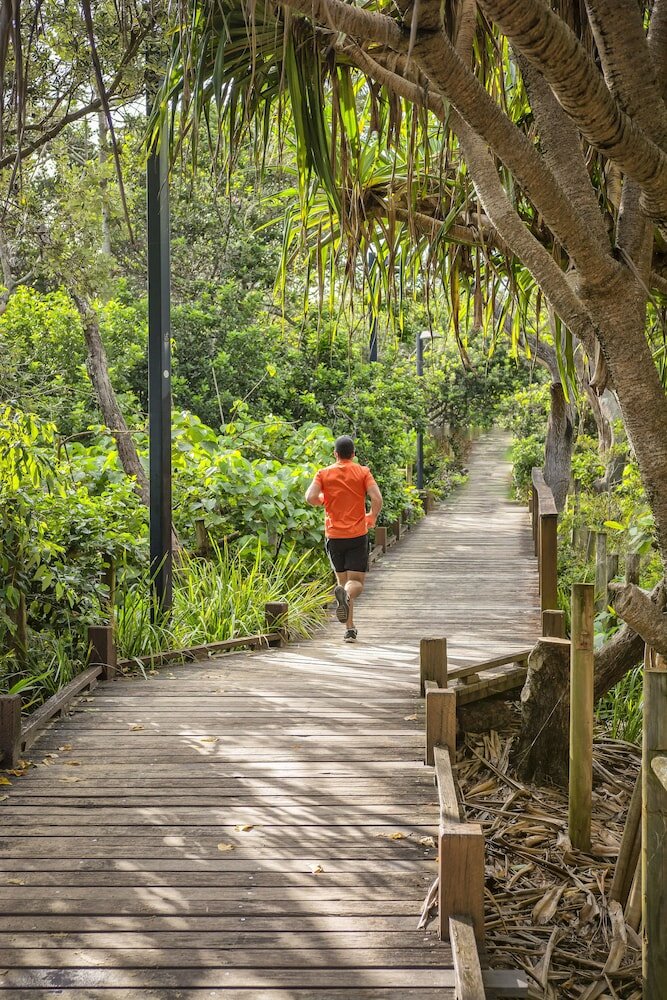 Фото 84 The Spit Holiday Apartments