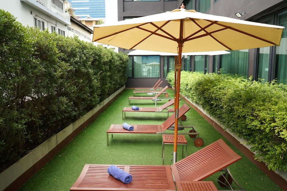 Фото Vic3 Bangkok Hotel