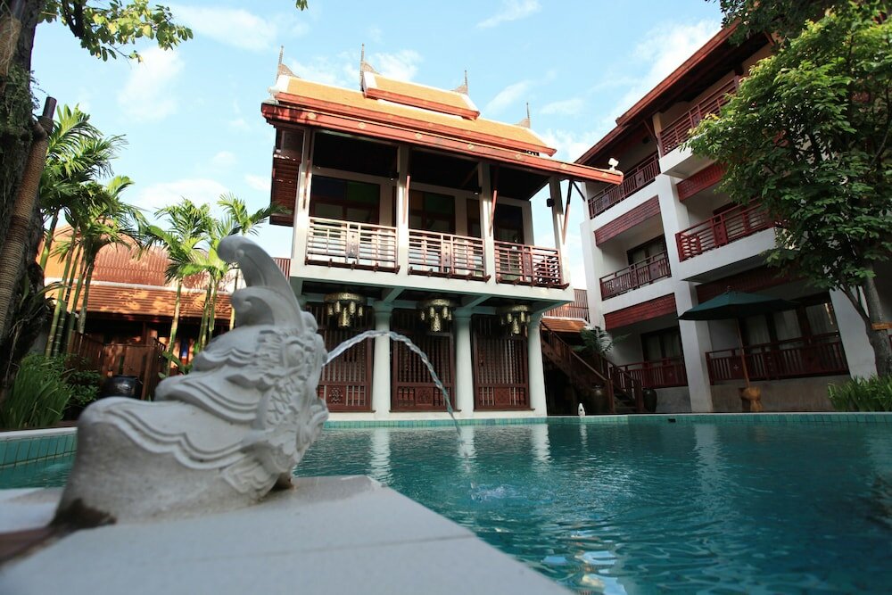 Фото The Rim Resort