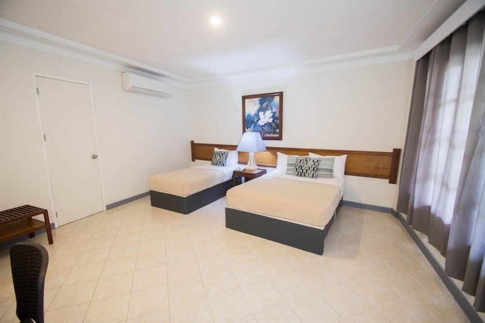 Фото Almont Inland Resort