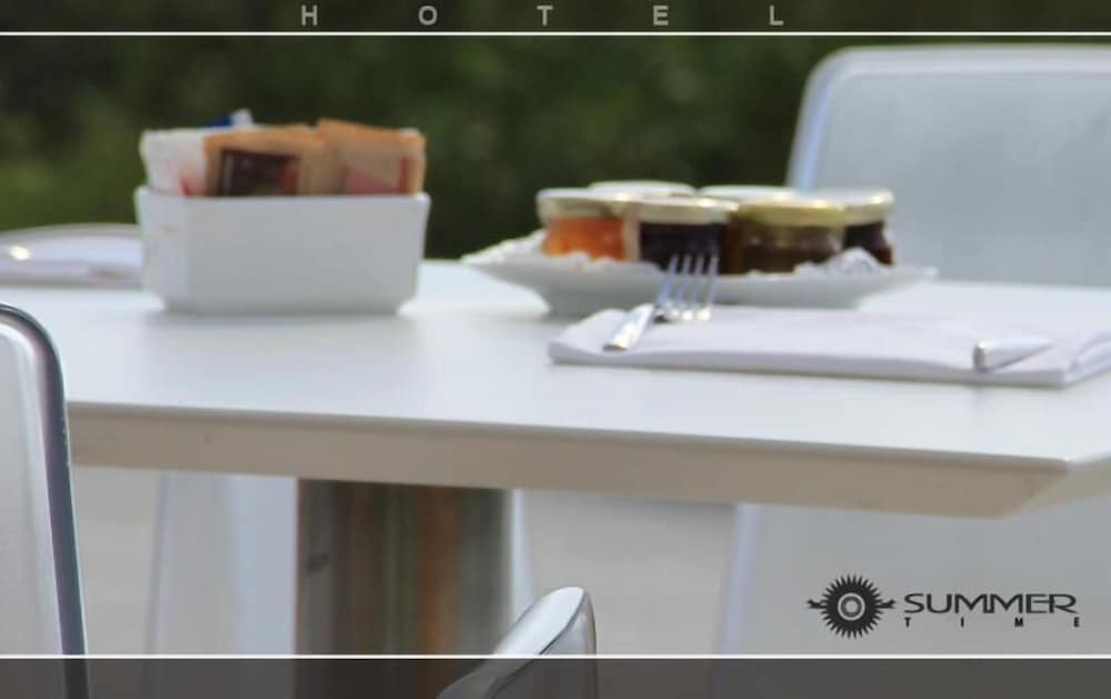 Фото Hotel Summertime