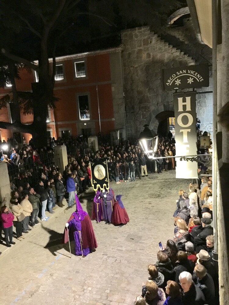 Фото Hotel Arco San Vicente