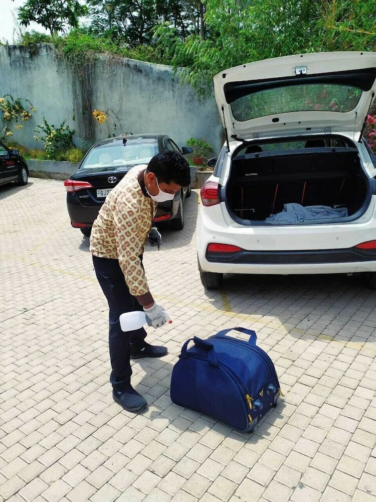 Фото Ramada by Wyndham Udaipur Resort and SPA