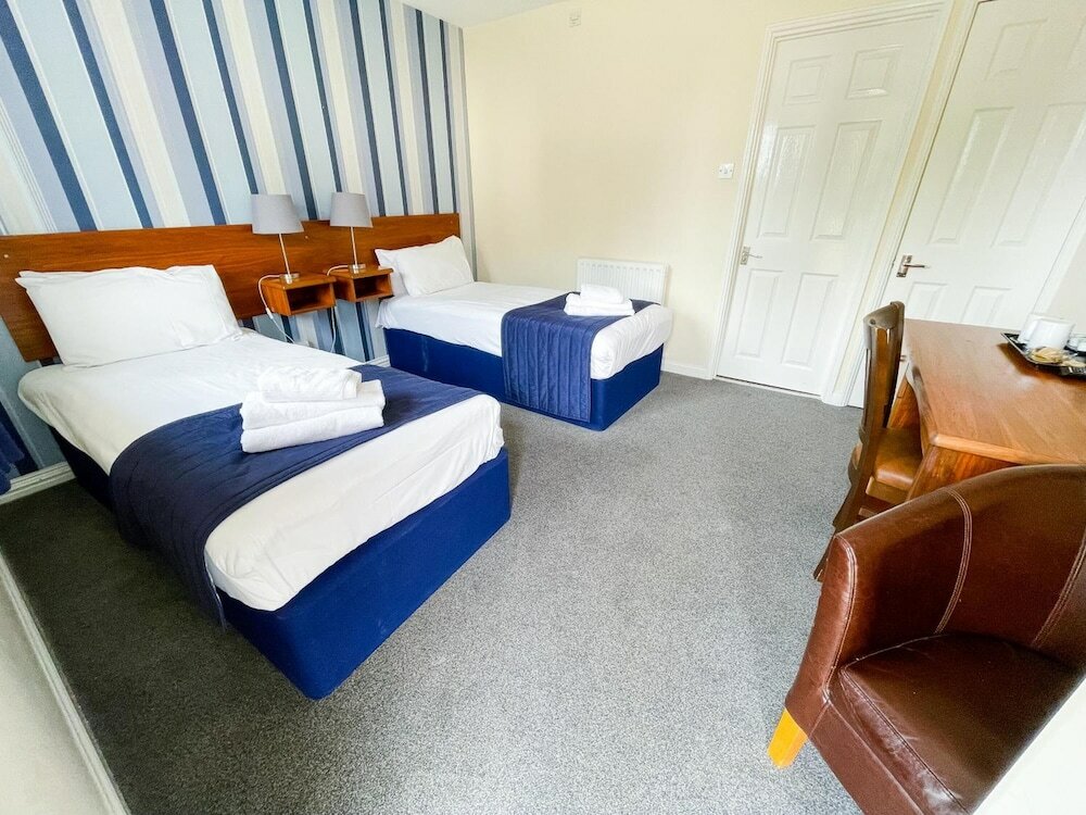 Фото The Angel Hotel