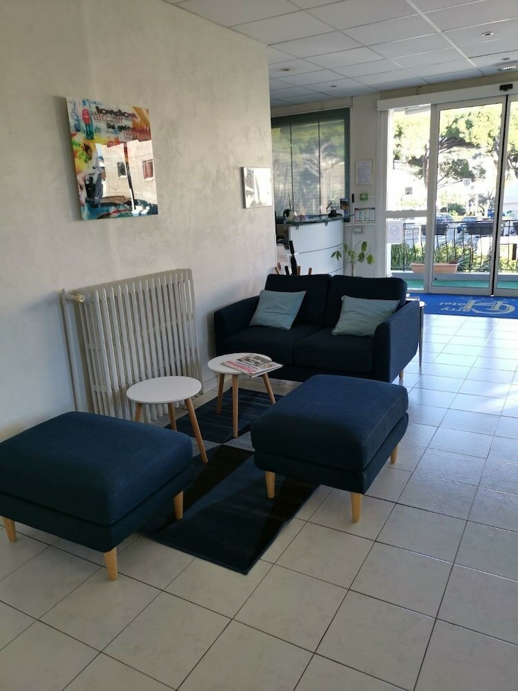 Фото Le Carry Hôtel