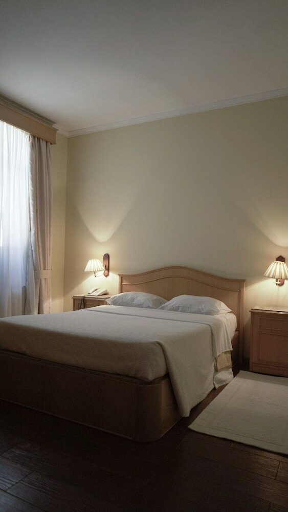 Фото Hotel Residencial Portucalense