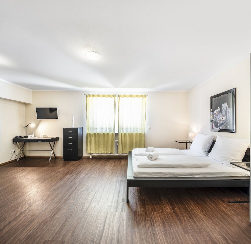 Фото Отель Little Italy Heidelberg