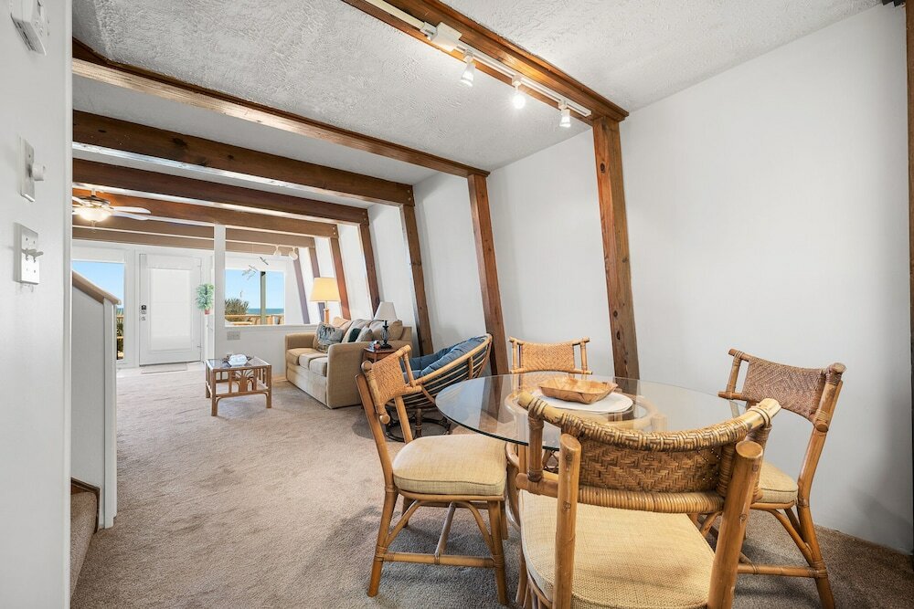 Фото Oasis Beach House