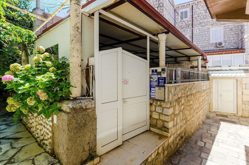 Фото Rooms City Central Old Town