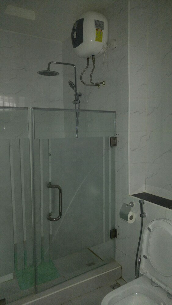 Фото Marshall Hotel Apartments