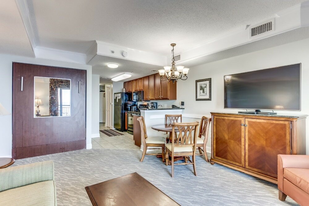 Фото Beachfront Anderson Condos by Hosteeva