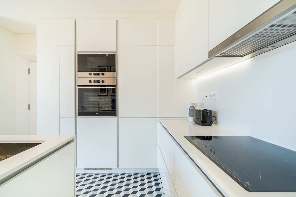 Фото Modern 1bd w Ac & Balcony