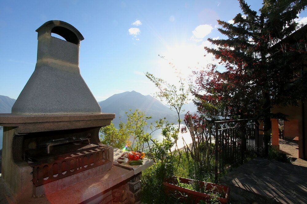 Фото Villetta Belvedere Perledo