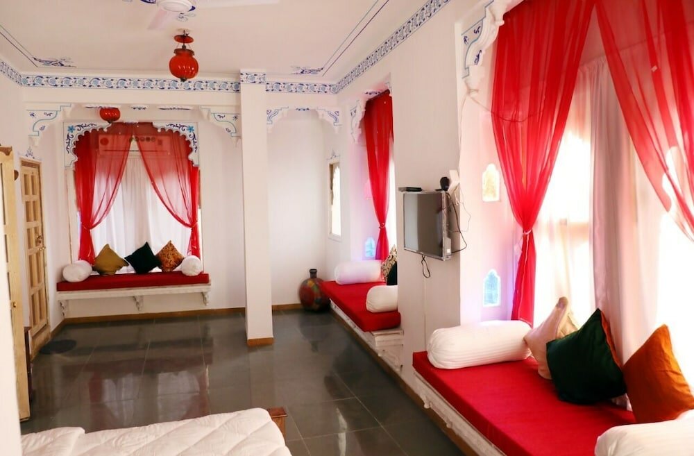 Фото Hotel Dhola Ghat Haweli