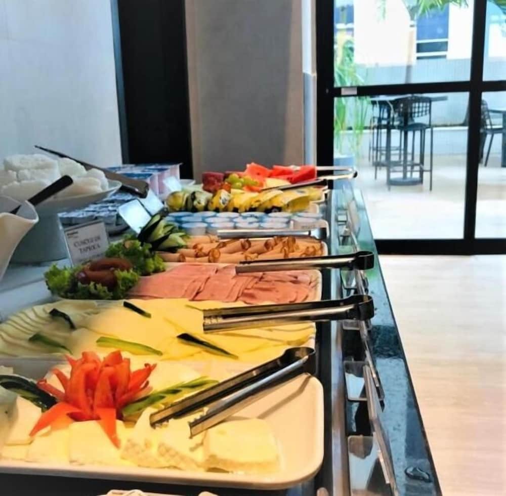 Фото Astron Suítes Mondial Salvador by Nobile