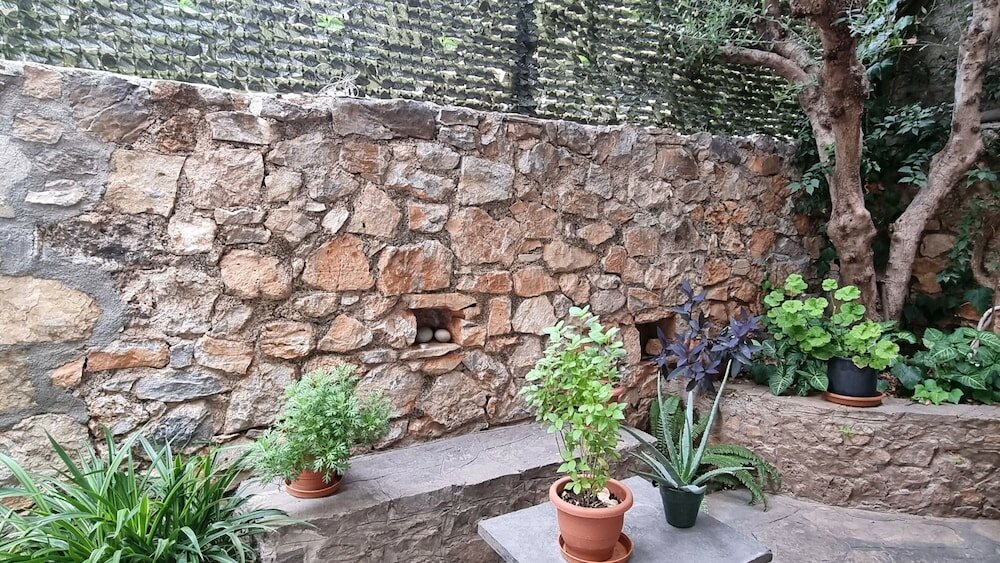 Фото Melas Apartments