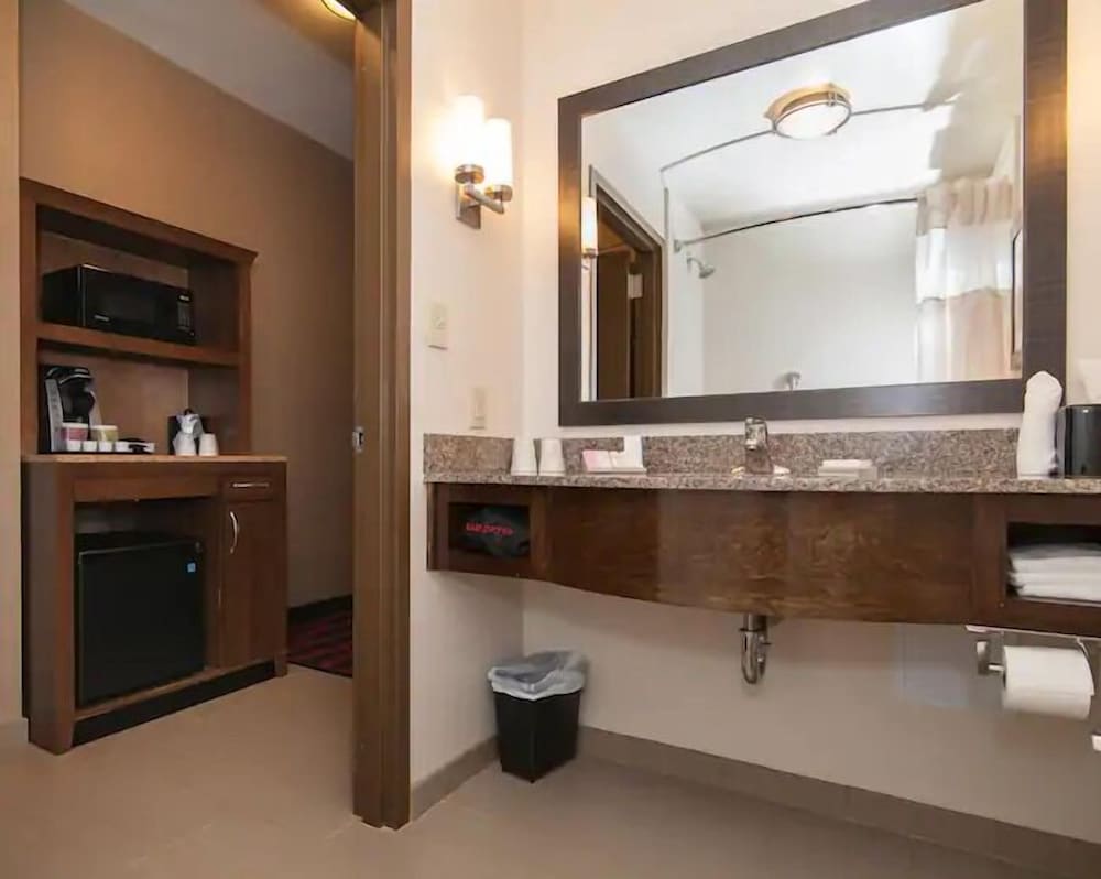 Фото Hilton Garden Inn Preston Casino Area