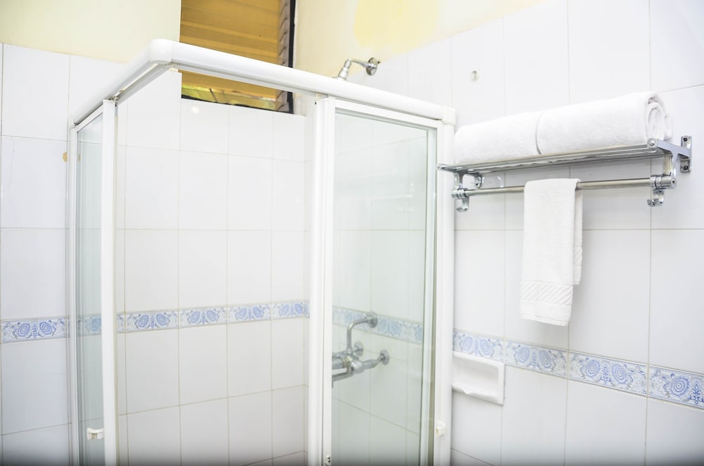 Фото Indismart Woodbourne Resort