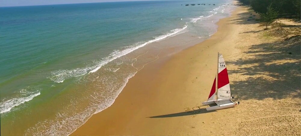 Фото Full Moon Village