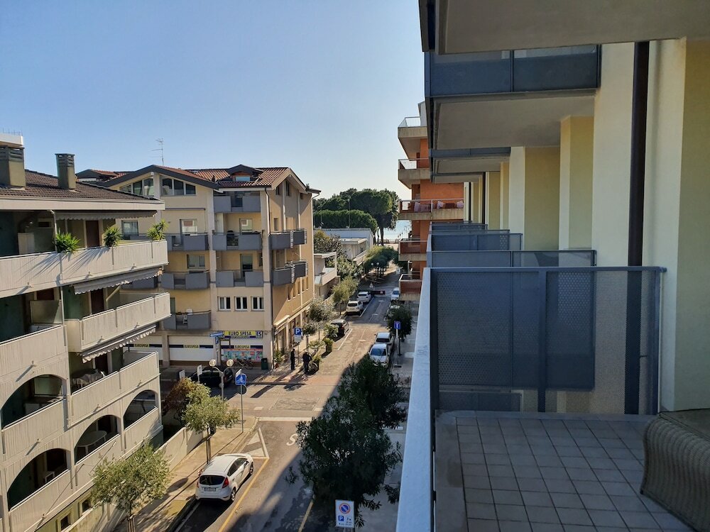 Фото Residence Hotel Hungaria