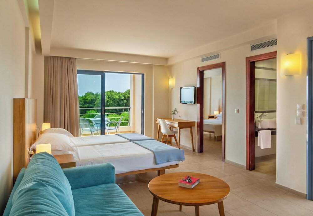 Фото Hotel Ionian Theoxenia