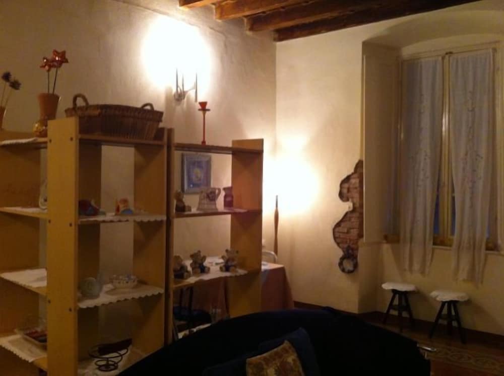 Фото La Castellana