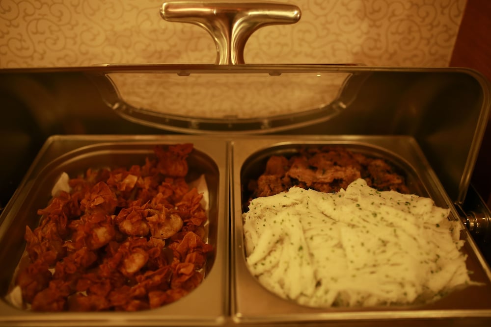 Фото Grand Mango Hotel