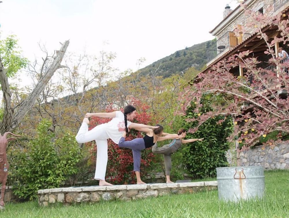 Фото Hotel Papanikola