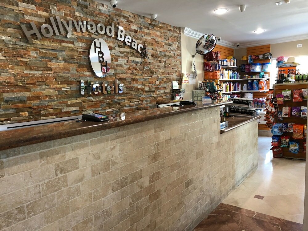 Фото Hollywood Beach Seagull