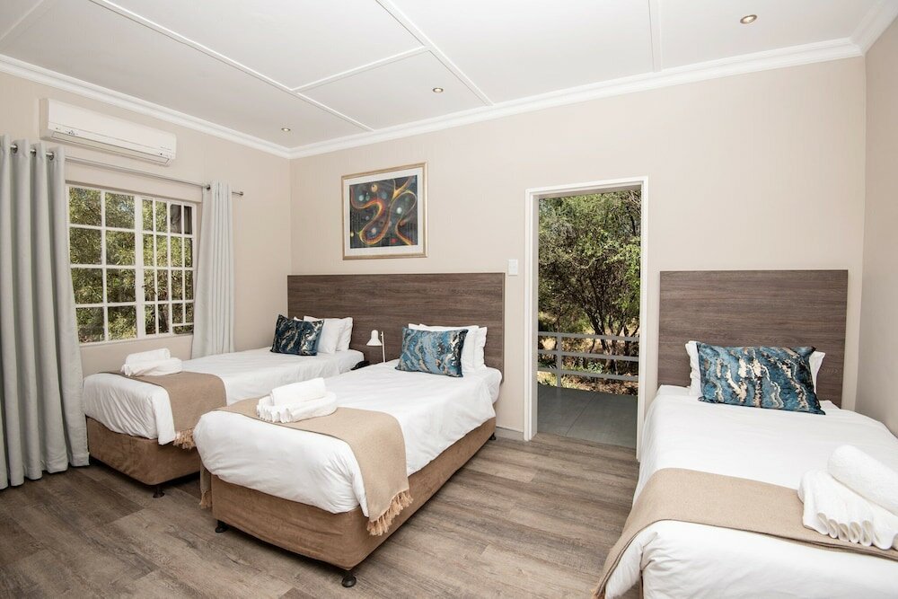 Фото Arebbusch Travel Lodge