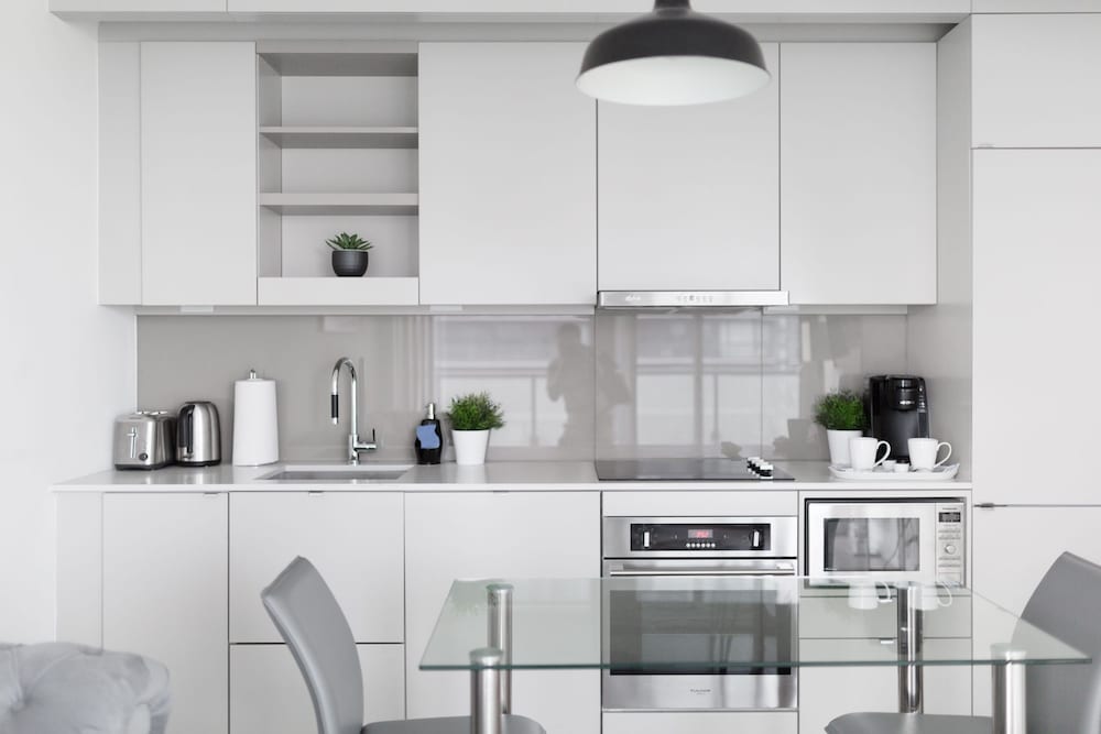 Фото Metropolis Suites - Peter St