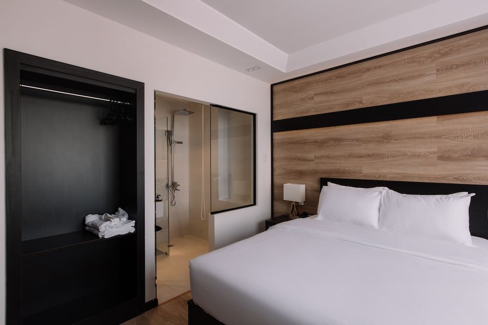 Фото The Chill Suites - City Center