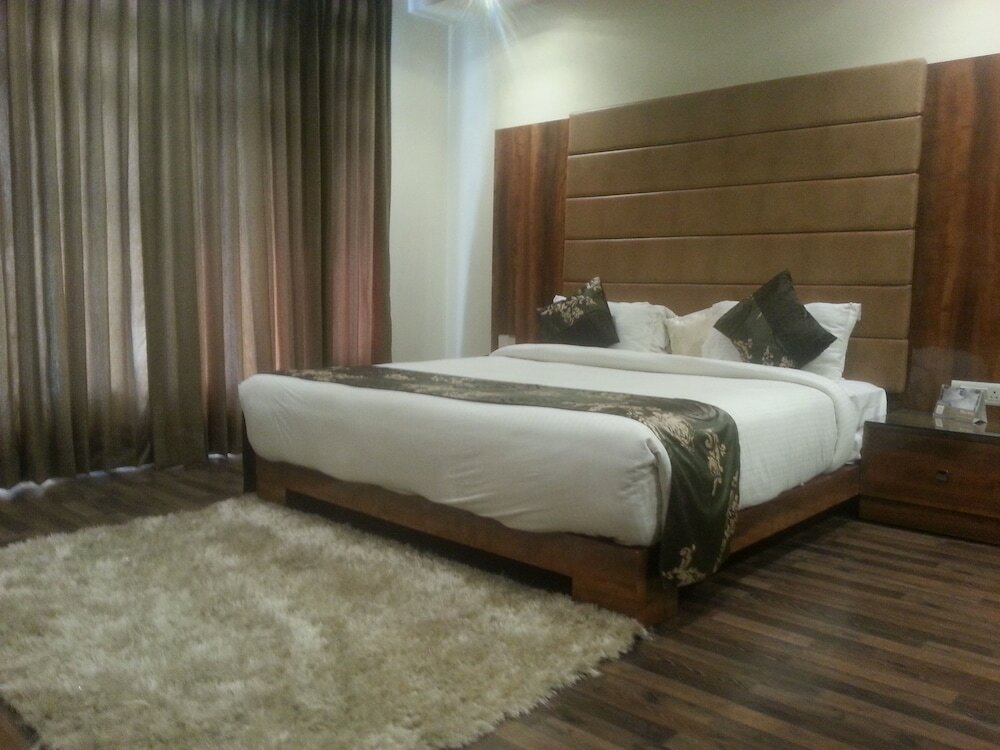 Фото One Earth Avaas