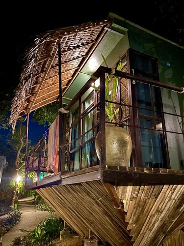 Гостиница Phi Phi Sea Sky Resort