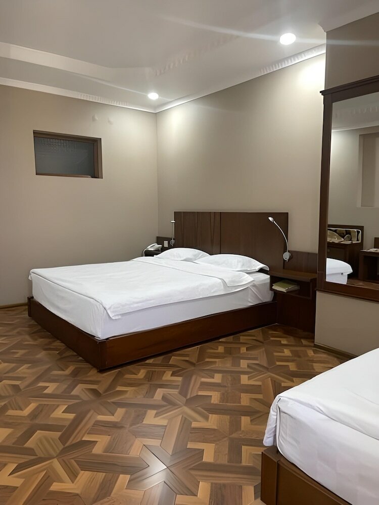 Фото Omar Khayyam Hotel