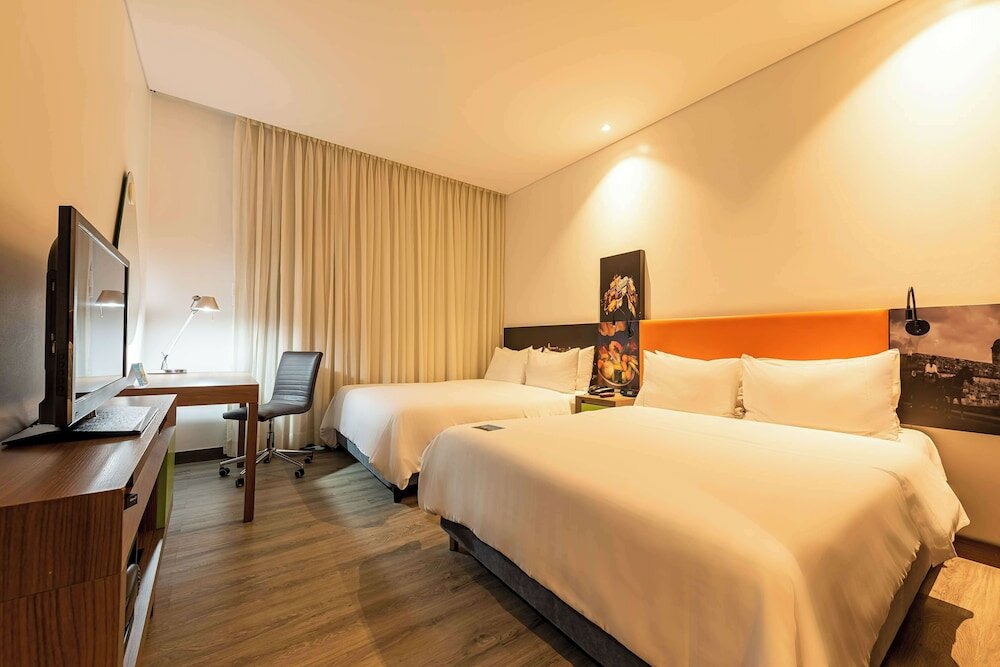 Фото Hampton by Hilton Cartagena
