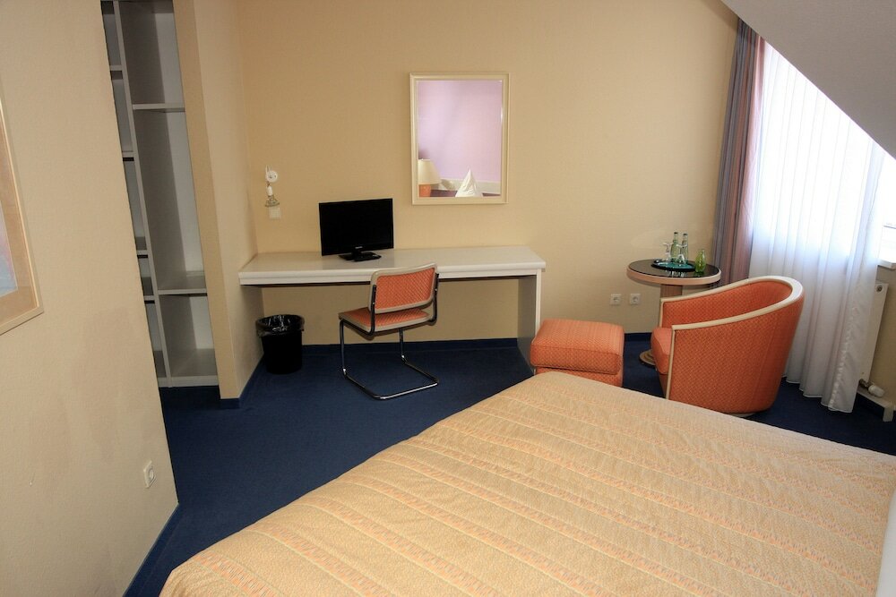 Фото Hotel Ilmenauer Hof