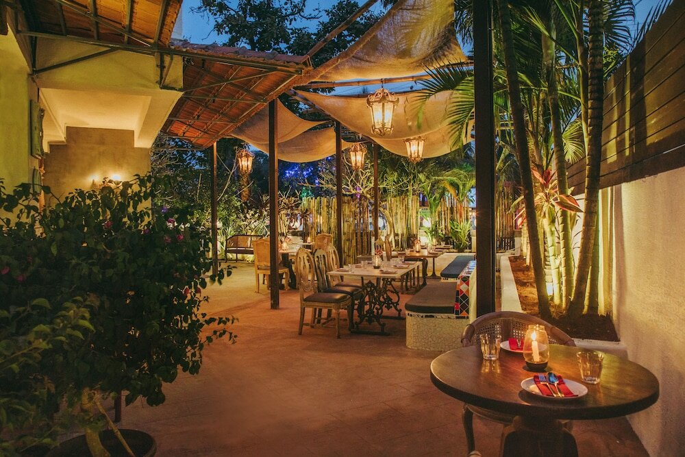 Фото Living Room by Seasons Hotels