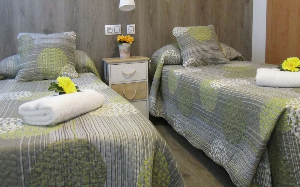 Фото Hostal Pensió Maricel