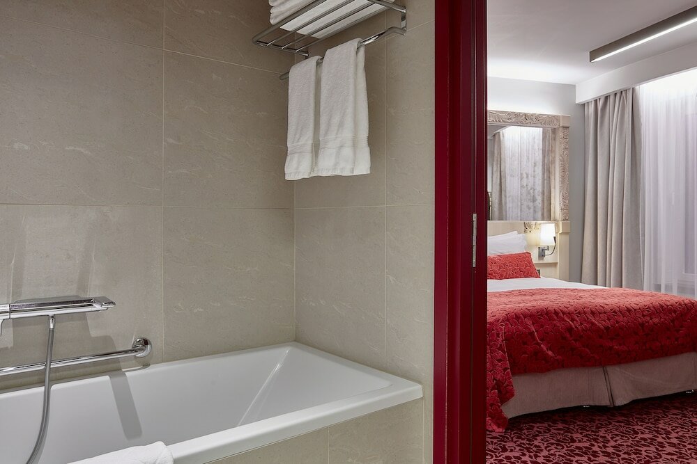 Фото Domina St. Petersburg