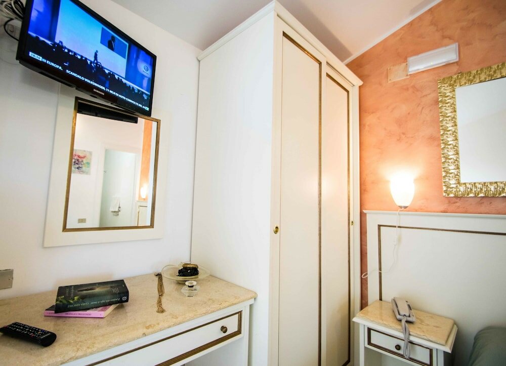 Фото Resort Hotel Rocca di Vadaro