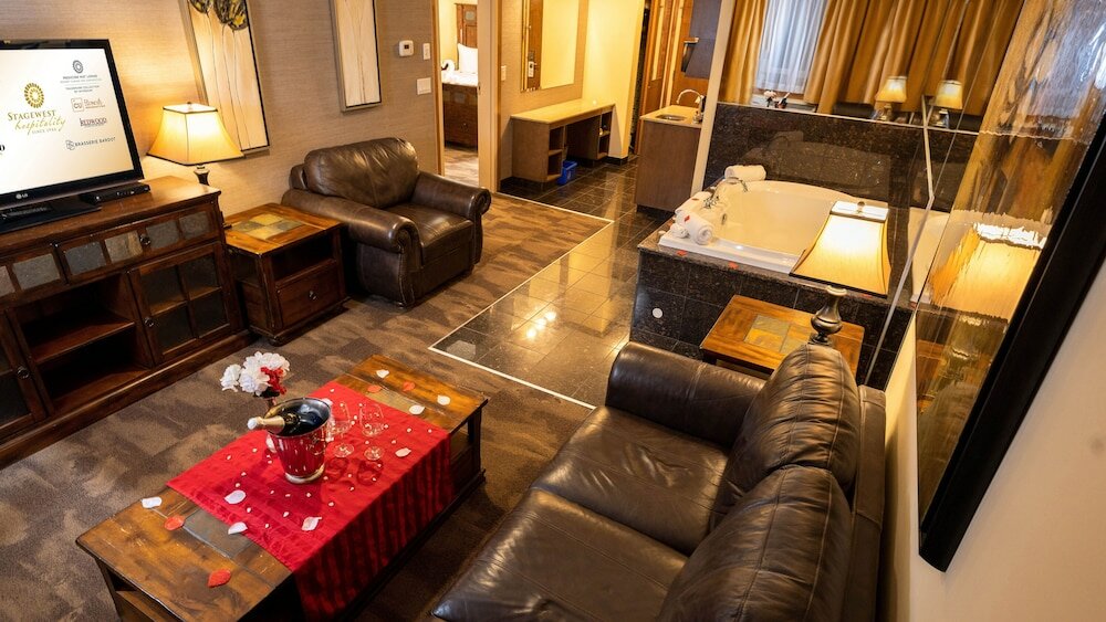 Фото Camrose Resort & Casino