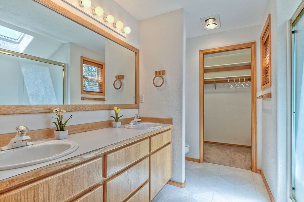 Фото Warbler Lane 15