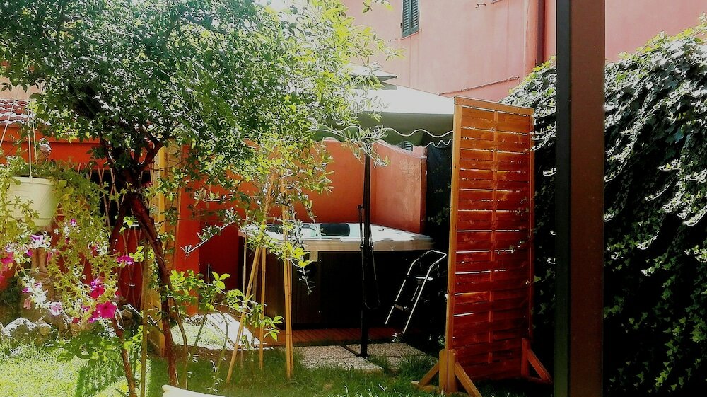 Фото B&b Al Giardino di Alice