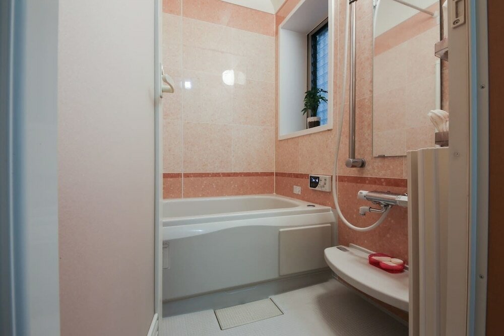 Фото Komagome Luxury House