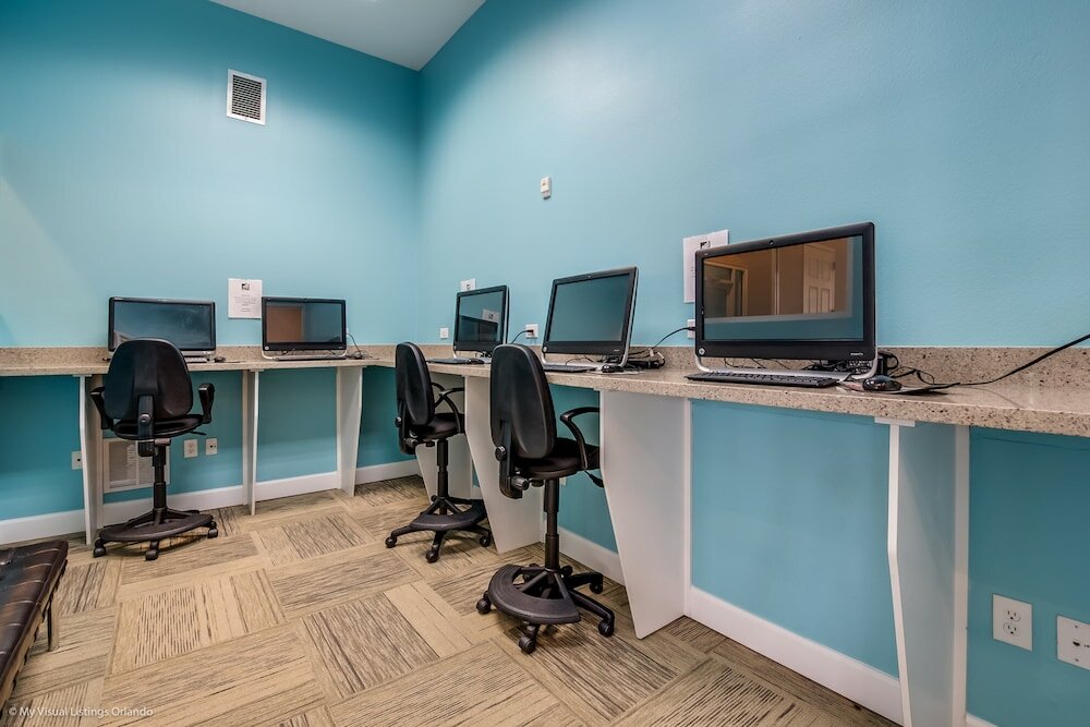 Фото 8 Bdrm 5 Bath Bella Vida Resort