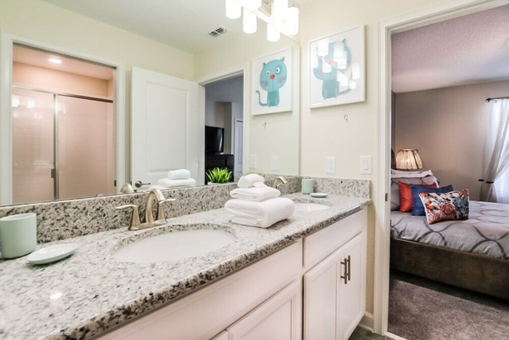 Фото 6 Bedroom 5 Bathroom Vacation Home