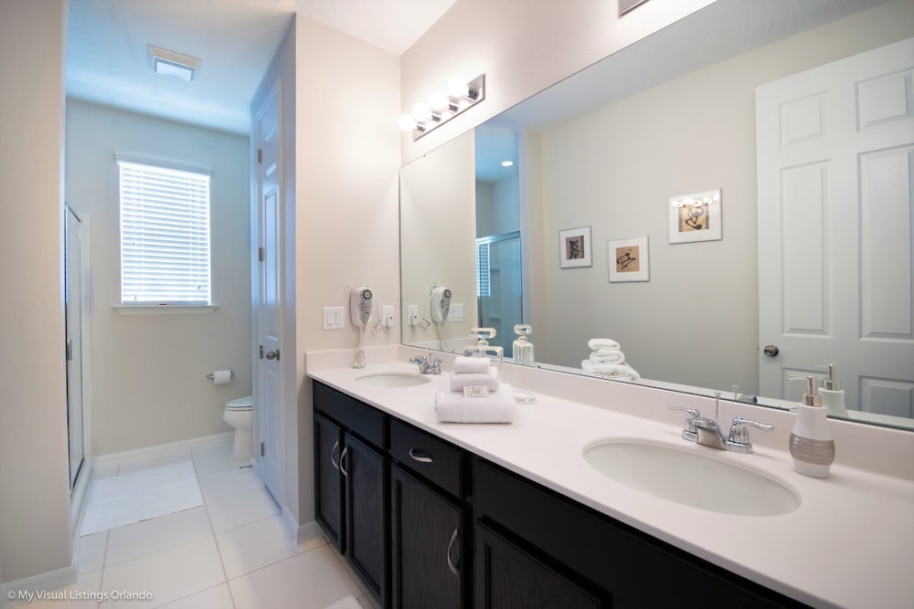 Фото 7 Bd 5 Bh Home Villa at Solara