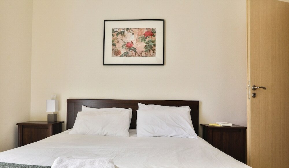 Фото Nautilus Apartments Airport by Airstay