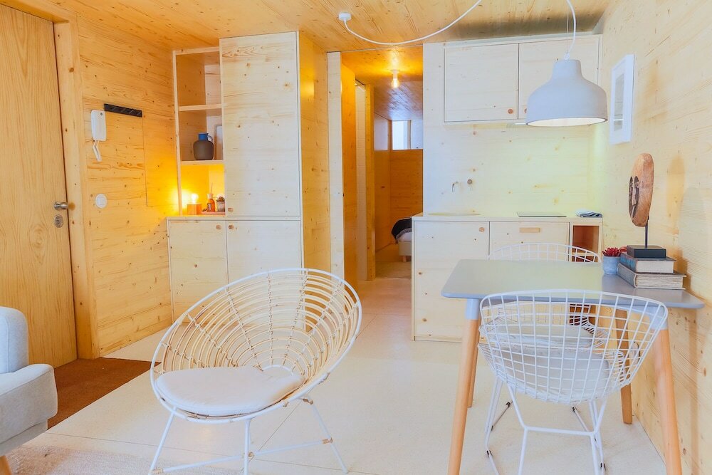 Фото Mac003 · Macario Wood Apartment Netflix